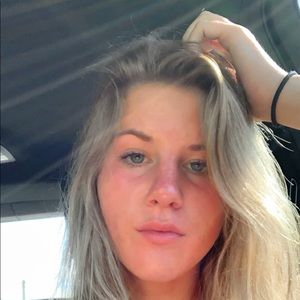 Meet your Posher, Maddie